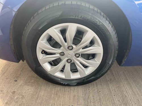 Imagen 13 de 15 de Hyundai Accent 2020 4p Gl L4/1.6 Man