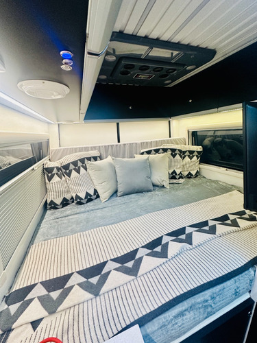 Fabricación Interior De Motorhome Trabajo Artesanal Garantia