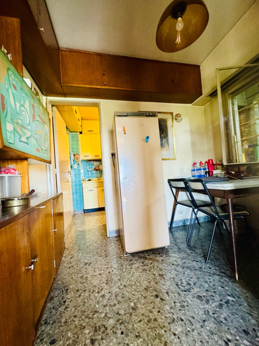 Departamento En Venta, Con Cocheras, A Reciclar!!! Recoleta.
