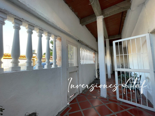 Inv Ataf Ca Asesores Vende Casa En Valle Arriba, Guatire / Ginebra
