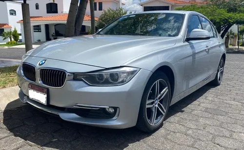 BMW Serie 3 2.0 320i Luxury Line At