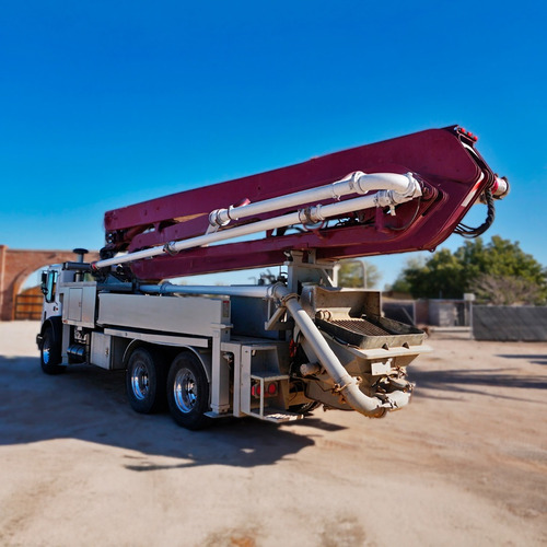 Bomba Pluma De Concreto Mack Putzmeister 36 Mts 2000
