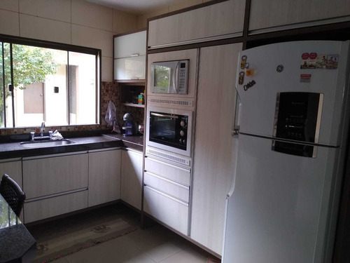 Imagem 14 de 25 de Casa À Venda No Jardim Delta ( Londrina) , Com 3 Dormitórios, 4 Vagas De Garagem, Edicula Com Churrasqueira - Pr - Ca0051_gprdo