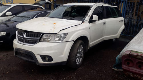 Imagem 3 de 11 de Sucata Retirada De Peças Dodge Journey R/t 3.6 4x2 2011/2012
