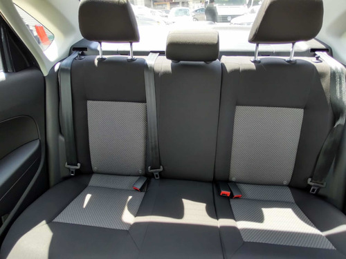 Imagen 12 de 15 de Volkswagen Vento 2021 1.6 Starline Mt (sin Radio)
