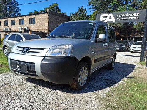 Peugeot Partner Patagónica 1.4 Nafta Full