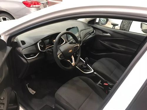 Chevrolet Onix plus 1.0 Lt