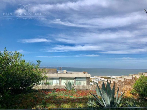 Altamar, Duplex, 2 Suites, Toilette, Cocina Integrada, 2 Cocheras, Semi Piso, Verano 2021!!