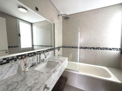 Departamento En Barrio Islas Del Golf Qbay