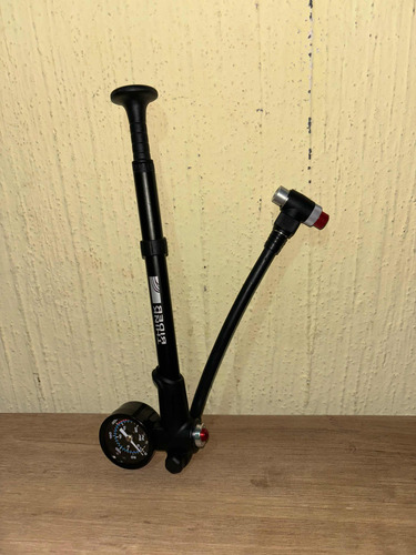 Bomba Para Regular Suspensión De Bicicleta 300psi Thinkrider