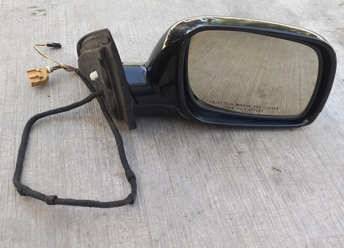 Espejo Derecho De Volkswagen Touareg Modelo 2004 (Usado)