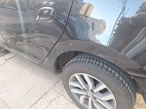 Renault Logan 1.6 16v Intense