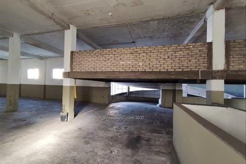 Imagen 9 de 14 de Edificio Con 5 Oficinas Y Estacionamiento 95 Autos Cw185259