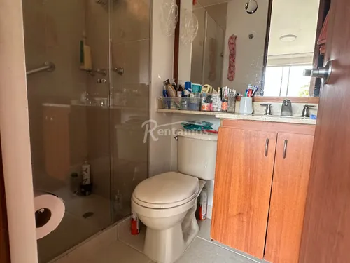 Apartamento En Arriendo En Camino Verde. Cod A776172