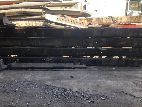 Chasis Para Trailer Tractocamion Volvo Año 2005 (Usado)