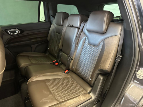 Jeep Commander Overland Td380 4x4 Turbo Diesel