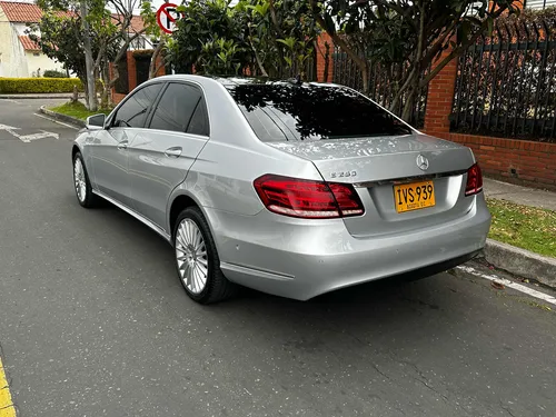 Automóvil En Perfecto Estado
