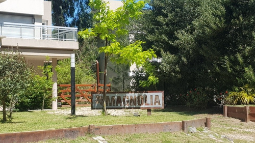 Imagen 14 de 16 de Casa - Mar De Las Pampas - 11 Personas - 2 Cuadras Del Mar Y 1 Del Centro - Minimalista - Moderna