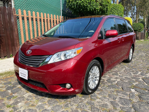 Toyota Sienna 3.5 Xle Mt