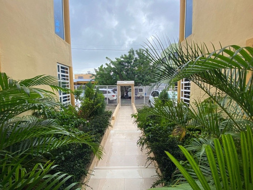 Imagen 23 de 25 de Vendo Apartamento 3er Nivel San Isidro