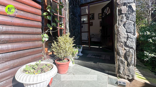 Casa En Venta De 3d, 3b, 2e, Bodega En Villa Lomas De Penco