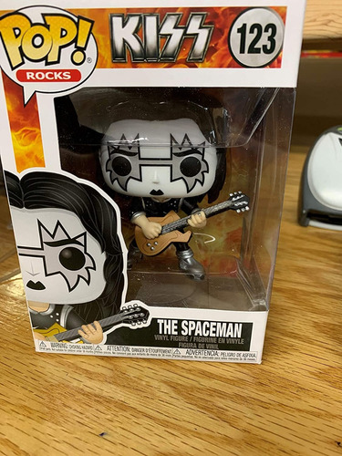 Imagen 3 de 4 de Figura De Vinilo Funko Pop 123 Rocks: Kiss De Spaceman