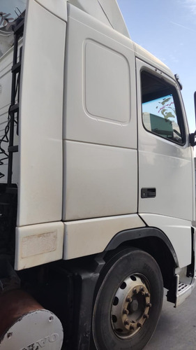 Imagem 4 de 8 de Volvo Fh