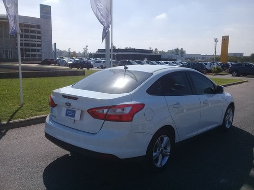 Ford Focus 1.6 S 4 Pts 2015 Car One Cg