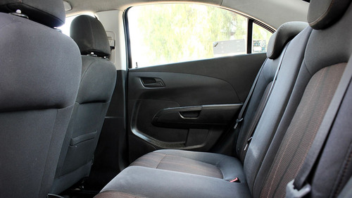 Chevrolet Aveo 1.6 Lt L4 At