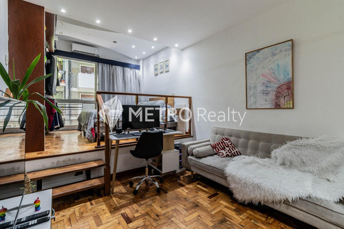 Venta De Departamento Con Balcón En Las Cañitas