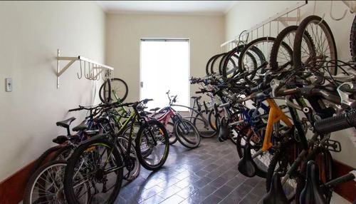 Apto 8o Andar. Manacas (limite Osasco São Paulo). 3 Dorm