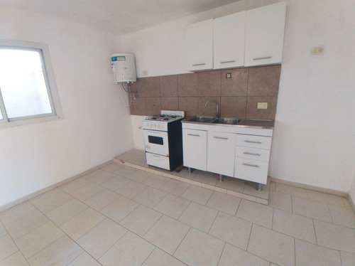 B° San Vicente . Pellegrini N 1400 . Semi Nuevo . 1 Dorm . Excelente Ubicacion