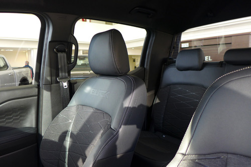 Ford Ranger 2.0T Cd Black 4X4 Mt