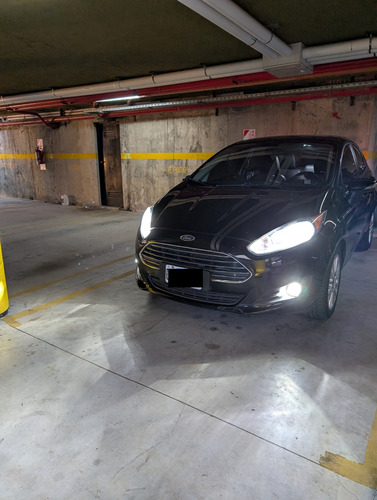 Ford Fiesta Kinetic 1.6 Design 120cv Titanium