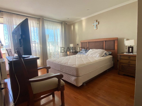 Departamento En Arriendo Coraceros 4d 4b