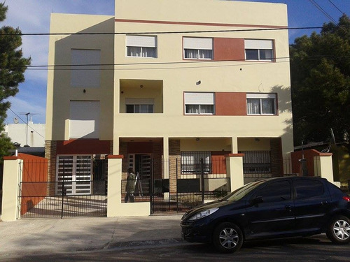 Imagen 1 de 8 de Santa Teresita Duplex 6 Personas