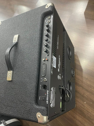 Amplificador Ampeg Combo Para Baixo 220w Ba115 Hp Usado (Usado)