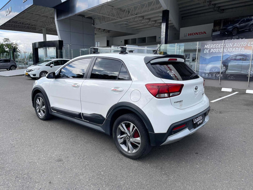 Imagen 10 de 15 de Kia 1.6 Tonic Mecanica Vibrant- Mecanico 2020