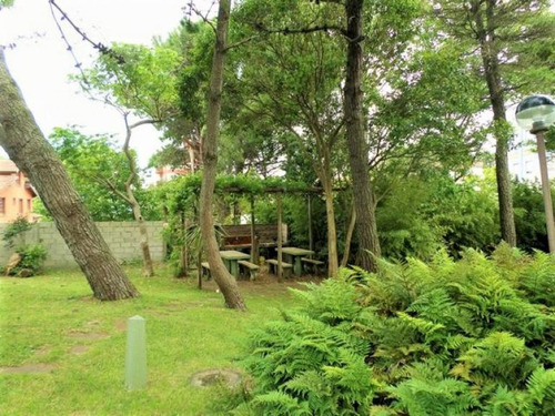Hermoso Lote Parquizado