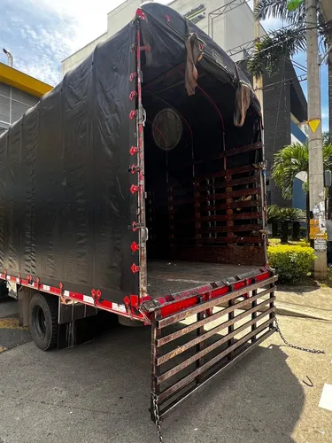 Chevrolet Npr En Estaca Unico Dueño Lista Para Trabajar