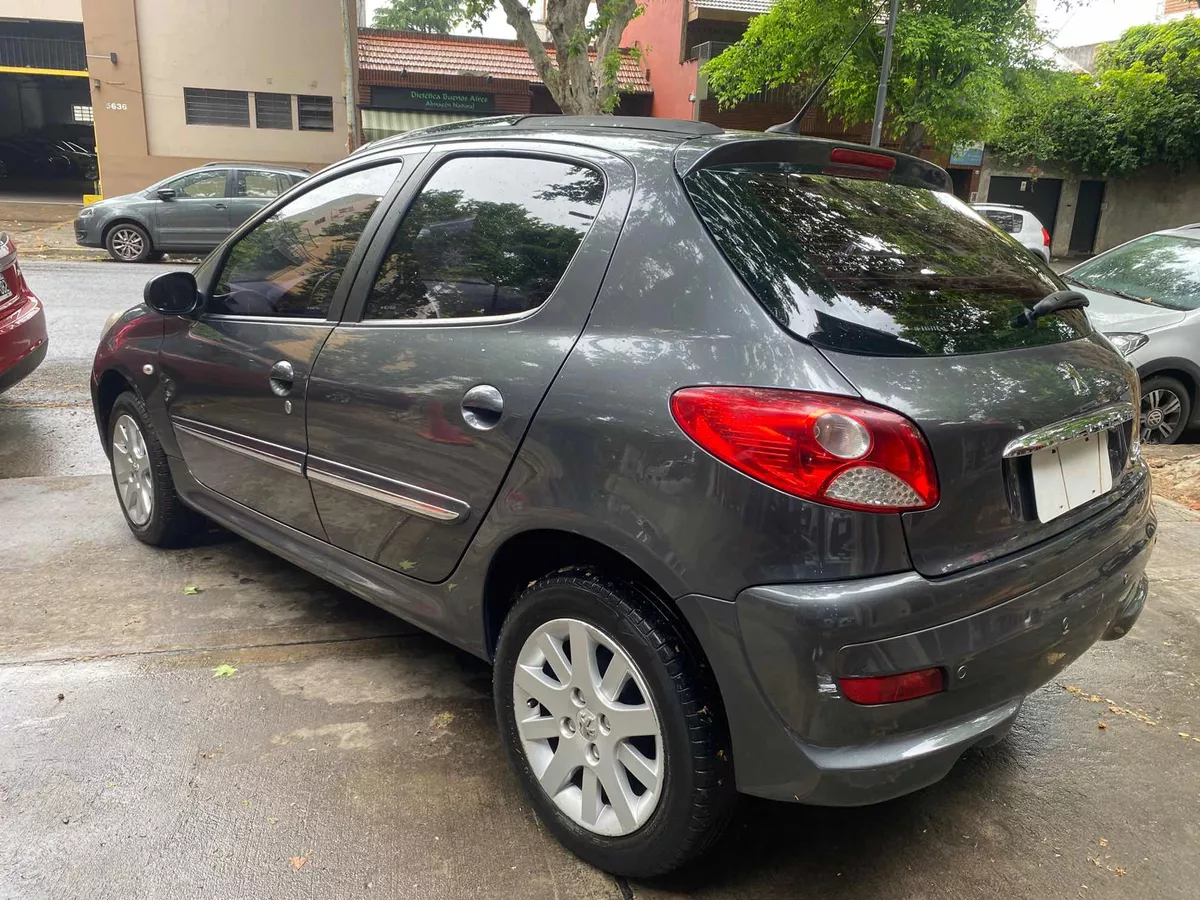 Peugeot 207 1.6 Feline 106cv