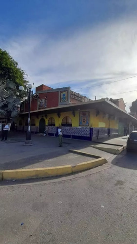 Imagen 1 de 10 de Rp Vende Local  Ubicado En Av Bolivar Norte Calle Principal Cod.fv