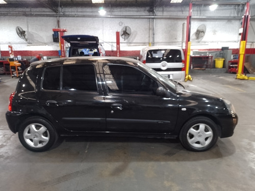Imagen 14 de 16 de Renault Clio 2008 1.6 Sl Sportway Pack Plus