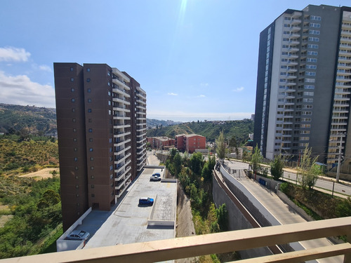 Departamento 2d+1b+estacionamiento,cercano A 1 Norte