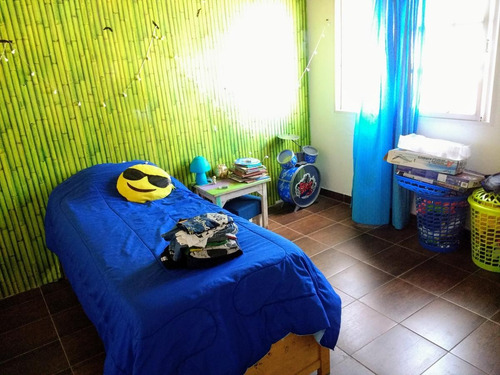 Imagen 18 de 30 de Munro - Chalet De 7 Amb En 2 Plantas Con Excelente Ubicación!!