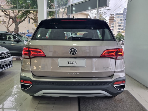 Imagen 6 de 23 de Volkswagen Taos Highline Hero 250 Tsi 0 Km Autotag Vw Nuñ