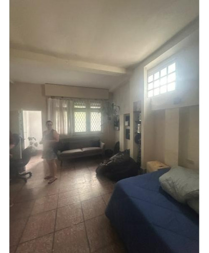 Reservado !!!!2 Ambientes Amplios 2° Por Escalera Oportunidad