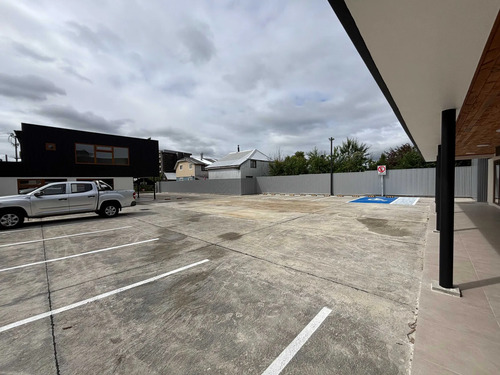 Gran Local En Arriendo En Puerto Varas (160011)