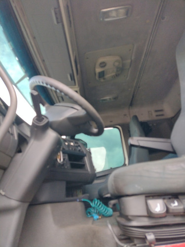 Imagem 10 de 15 de Volvo Fh 440 6x2 I-shift