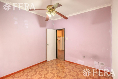 Imagen 10 de 21 de Venta De Casa De 3 Ambientes Con Cochera, Patio Y Quincho Con Parrilla (27504)